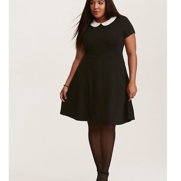 Torrid Wednesday Addams Textured Skater Dress sz 3 - Picture 2 of 3